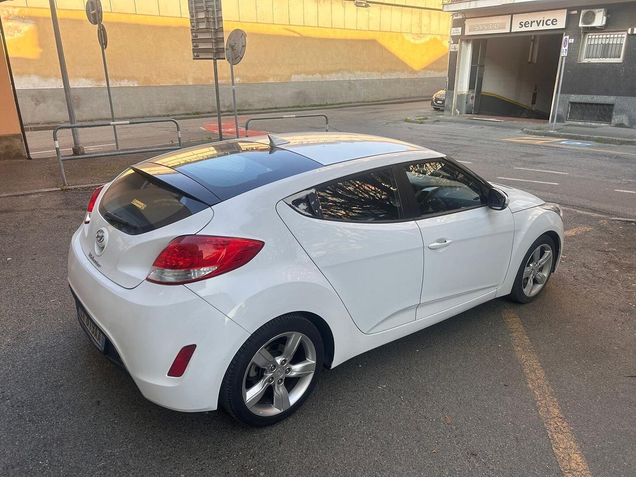 Hyundai Veloster tagliandi certificati