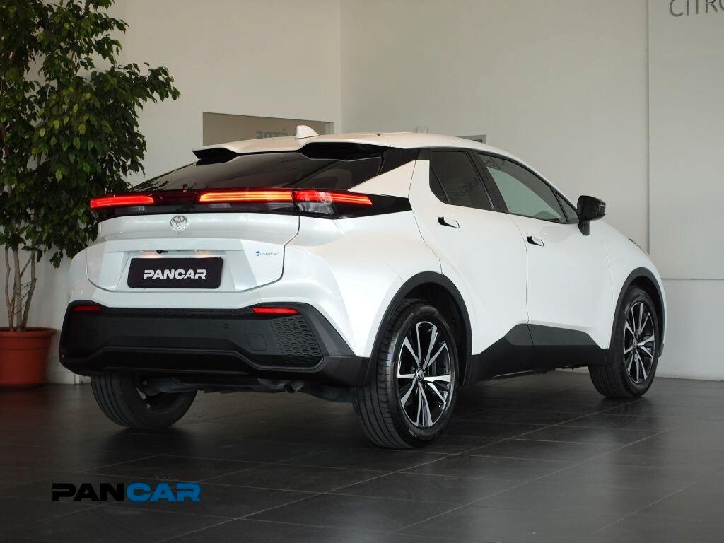 Toyota C-HR 1.8 Hybrid E-CVT Trend