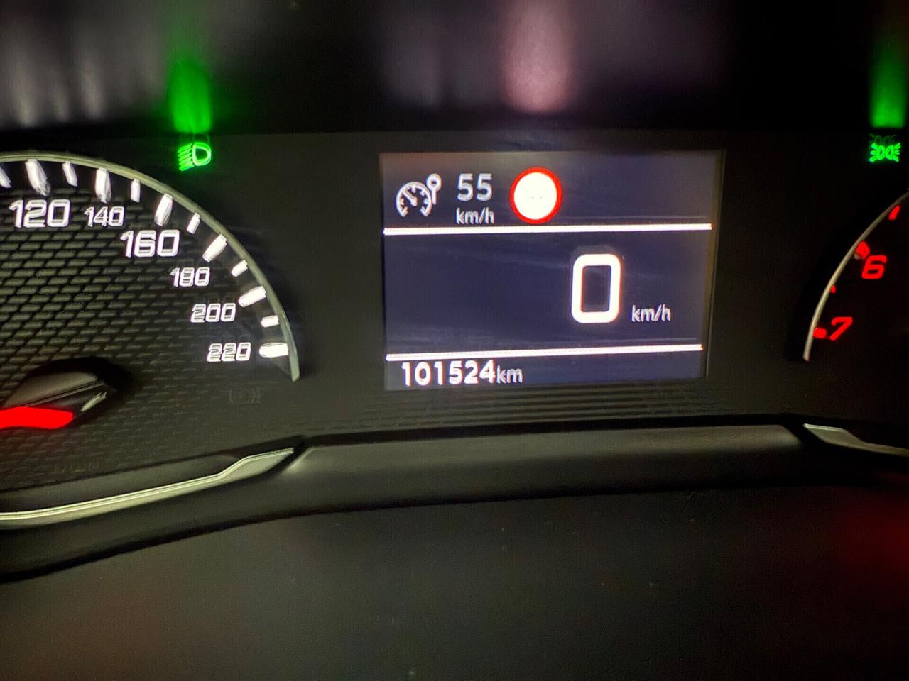 Peugeot 2008 BlueHDi 110 S&S Allure Pack