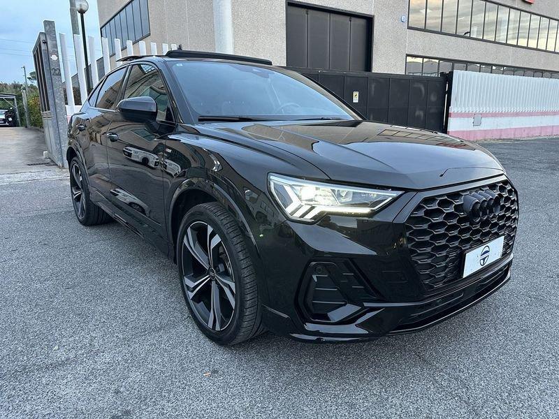 Audi Q3 Sportback Sportback 35 TDI S-tronic Identity Black S-line 150cv