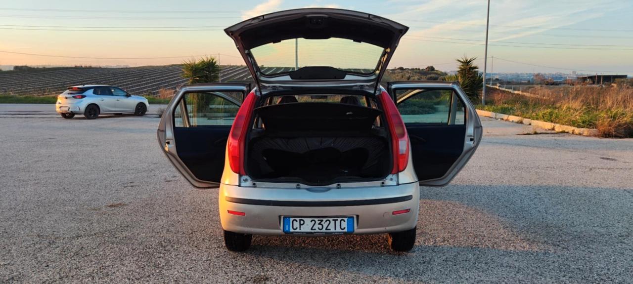 Fiat Punto 1.2i cat 5 porte ELX