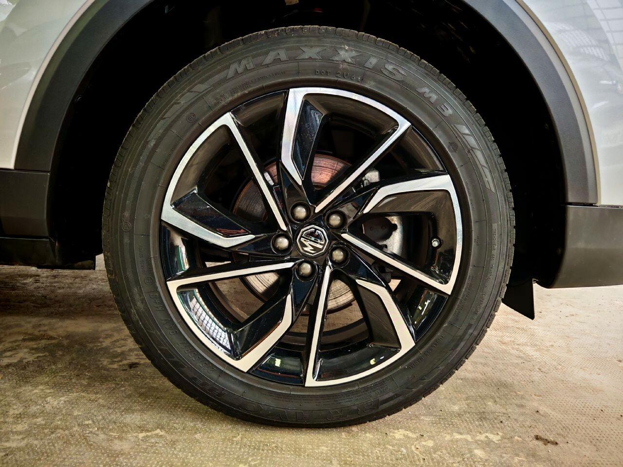 Mg ZS 1.5 Luxury