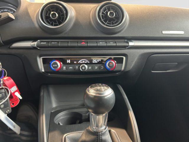 AUDI A3 A3 SPB 35 TFSI COD Business