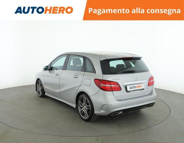 MERCEDES-BENZ B 200 d Automatic Premium