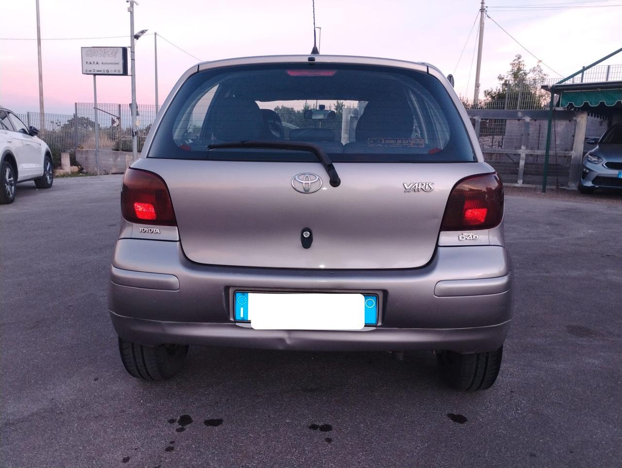 Toyota Yaris 1.4 tdi D-4D cat 5 porte Sol