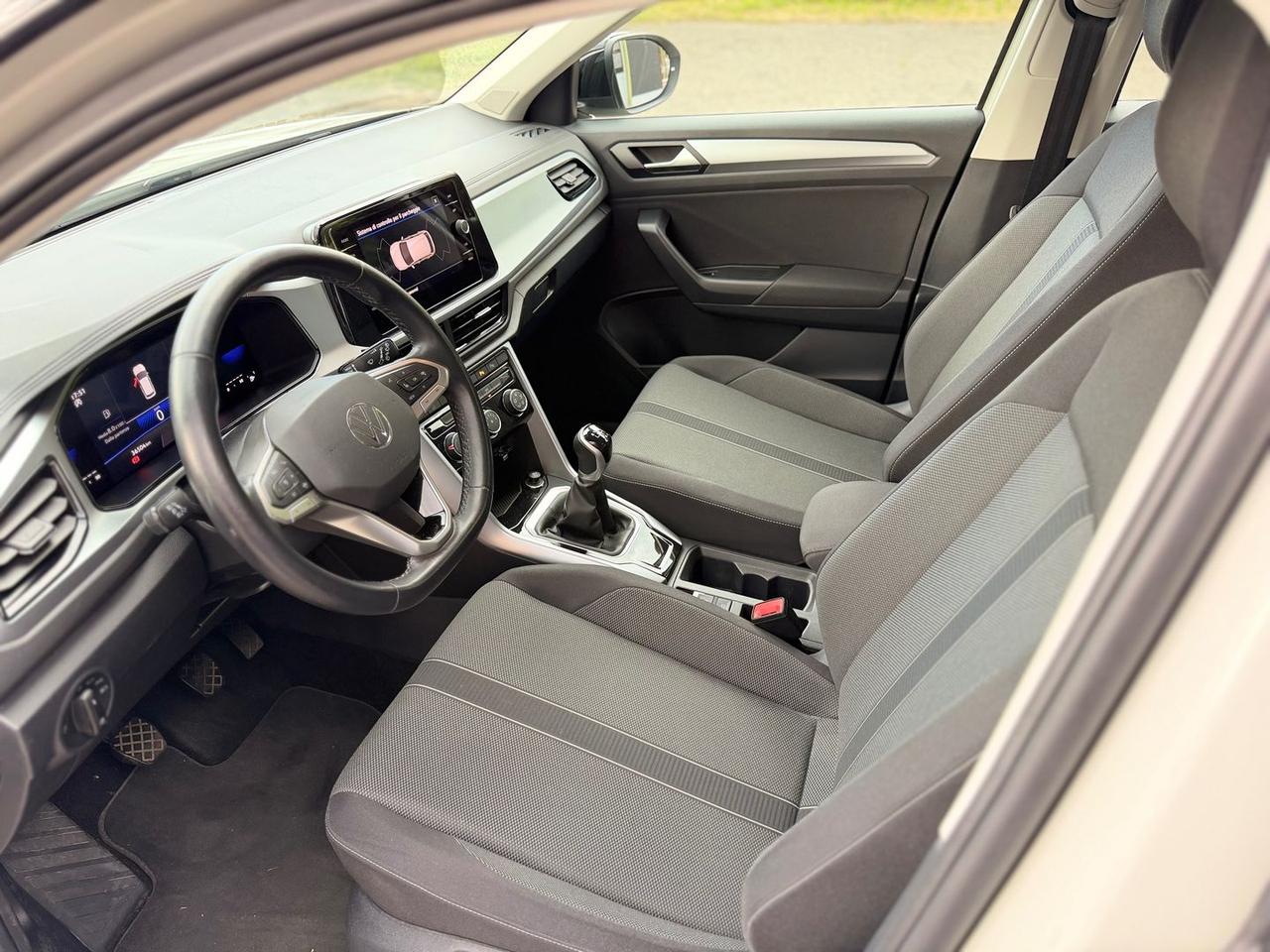 Volkswagen T-Roc Life 1.0 TSI #10898