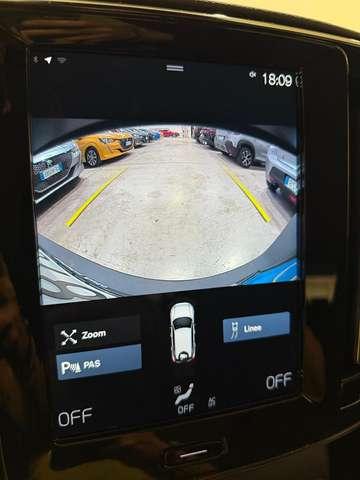 Volvo XC40 1.5 t3 Momentum 163cv auto