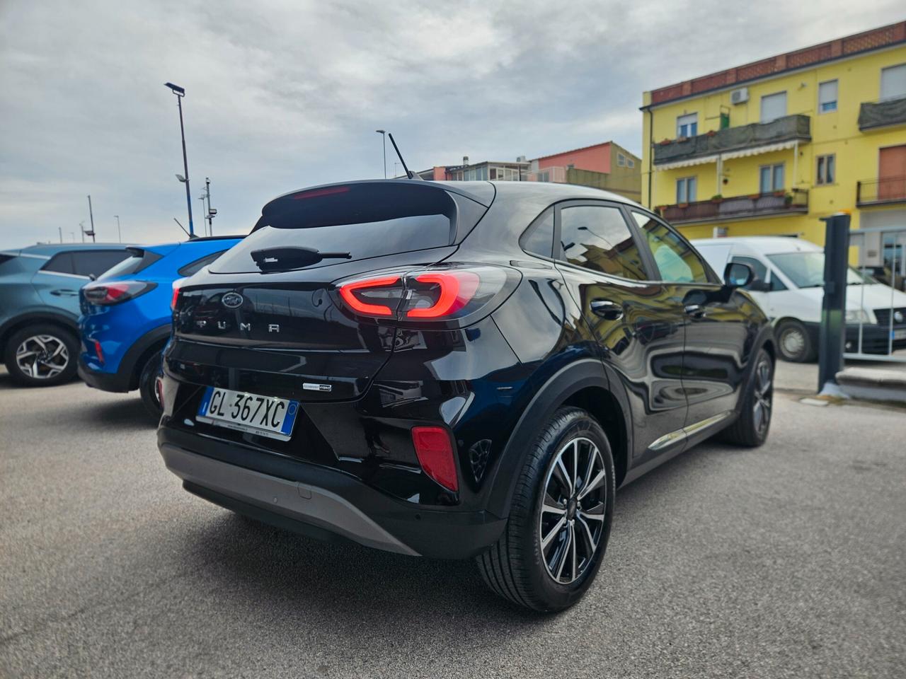 Ford Puma 1.0 EcoBoost Hybrid 125 CV S&S aut. Titanium X CV S&S Titanium X 29000km !!!