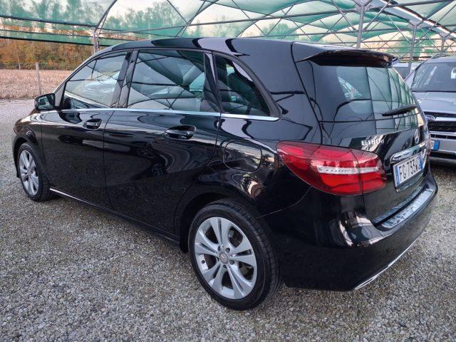 MERCEDES-BENZ B 180 d Sport Next