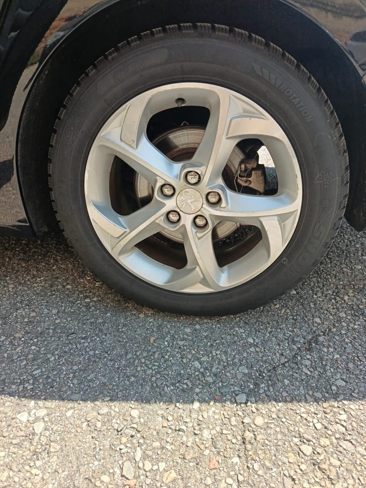 Peugeot 508 1.6 e-HDi 115CV cambio robotizzato S&S SW Ciel Active