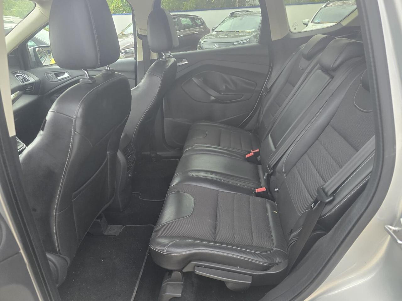 Ford Kuga 2.0 TDCI 120 CV S&S 2WD Titanium