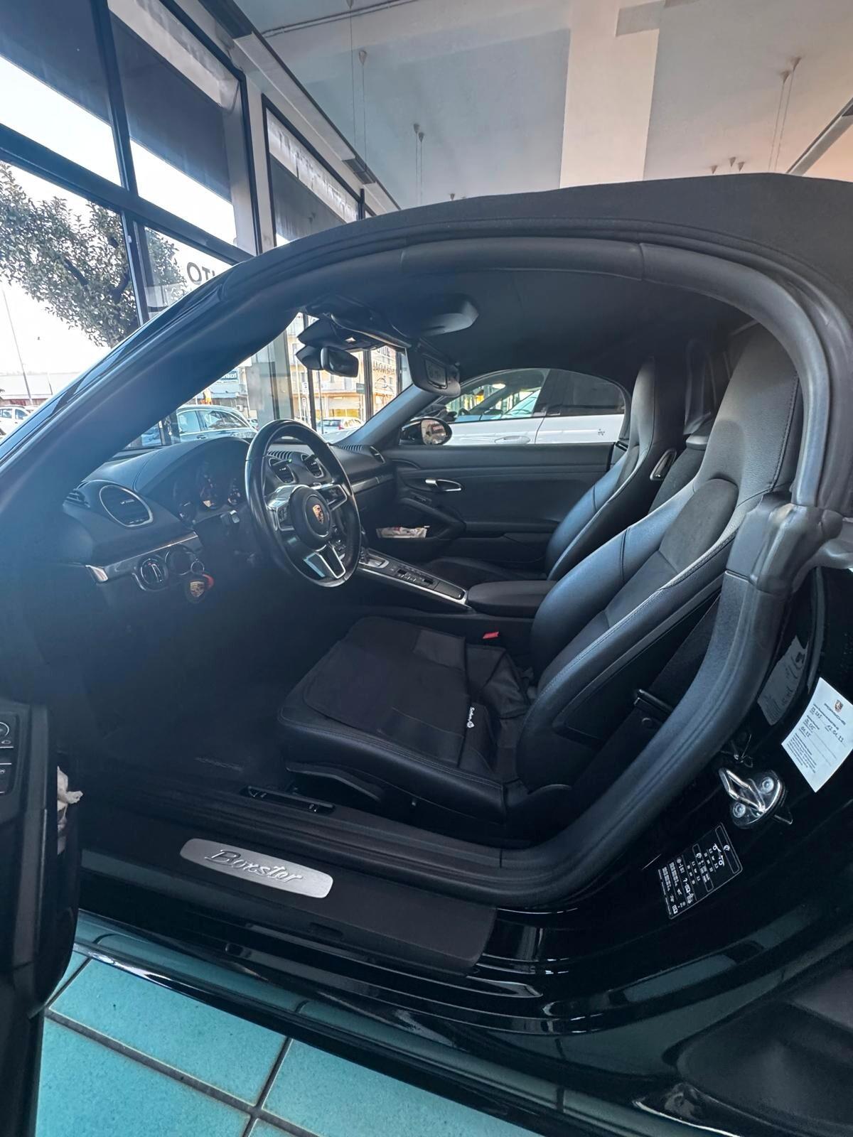 Porsche 718 Spyder Boxster 2.0