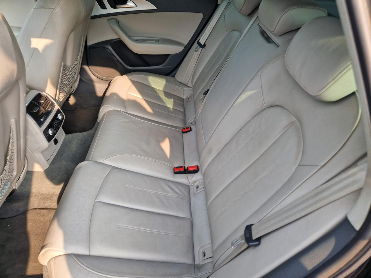 Audi A6 Avant 3.0 TDI S tronic