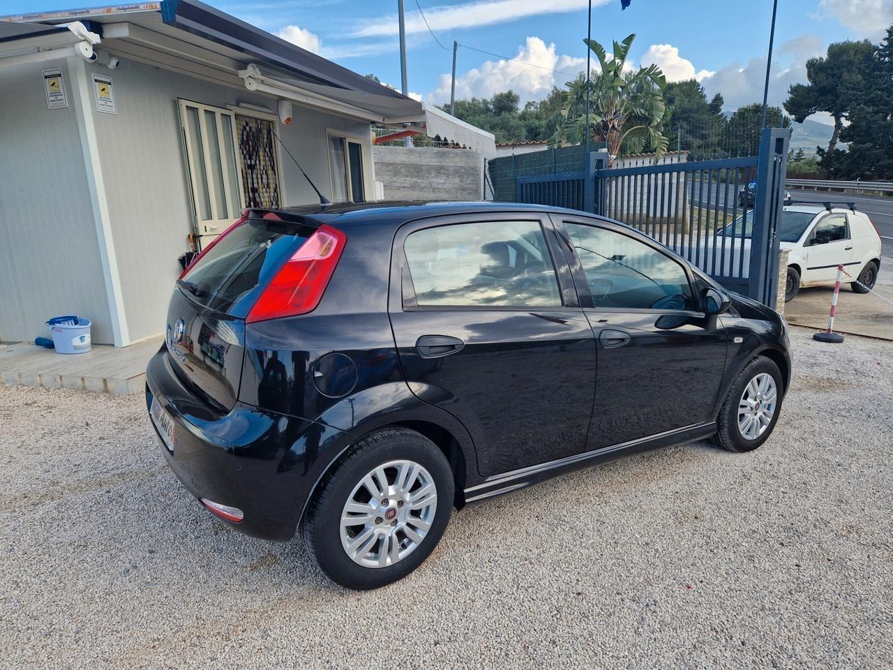 Fiat Punto 1.3 MJT II S&S 85 CV 5 porte ECO Young