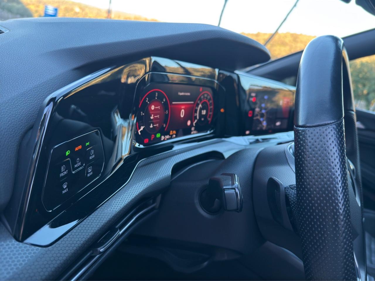 Volkswagen Golf 8 2.0 TDI DSG GTD - 2021