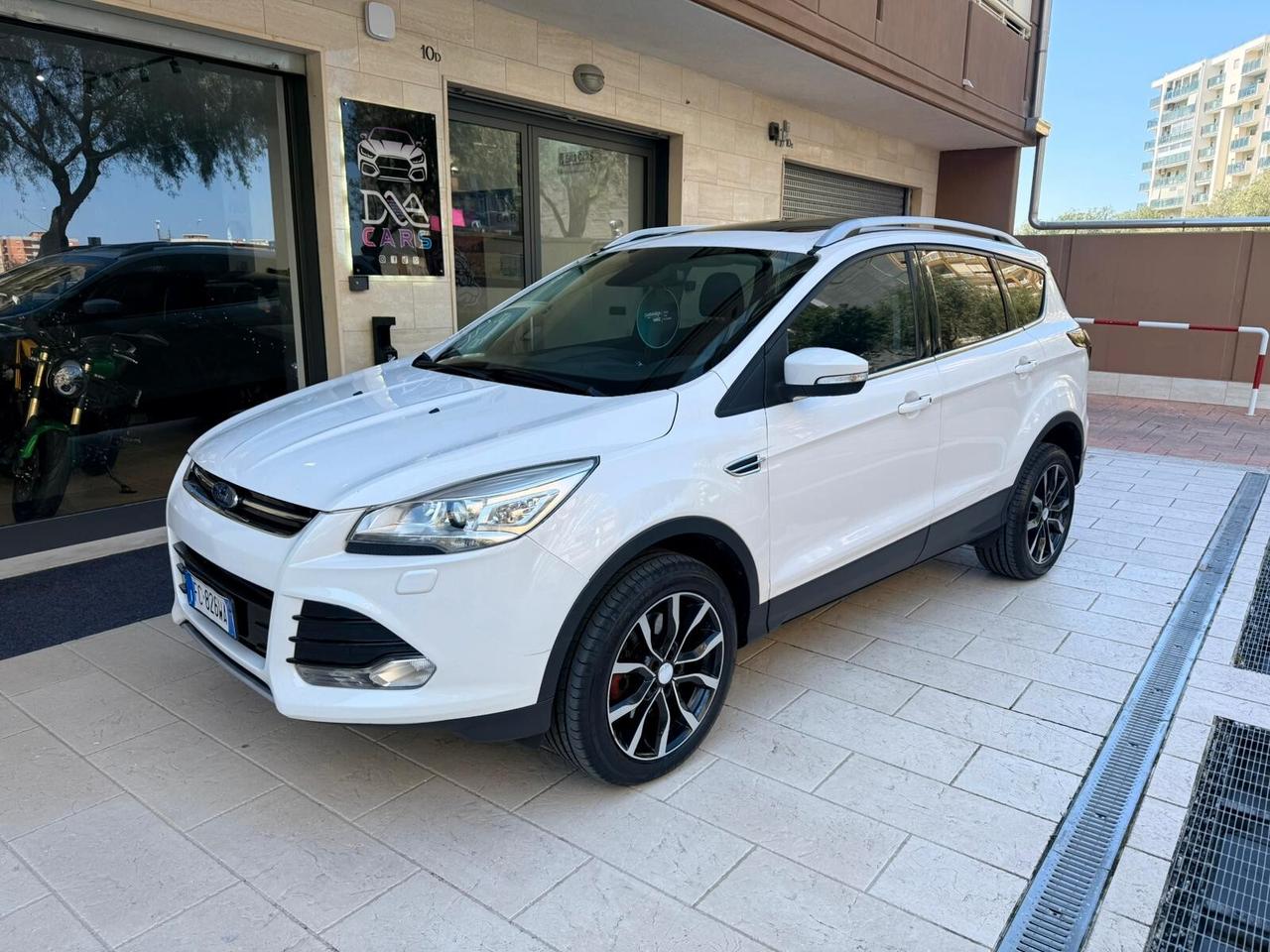 Ford Kuga 2.0 TDCI 150 CV S&S 4WD Powershift Titanium X