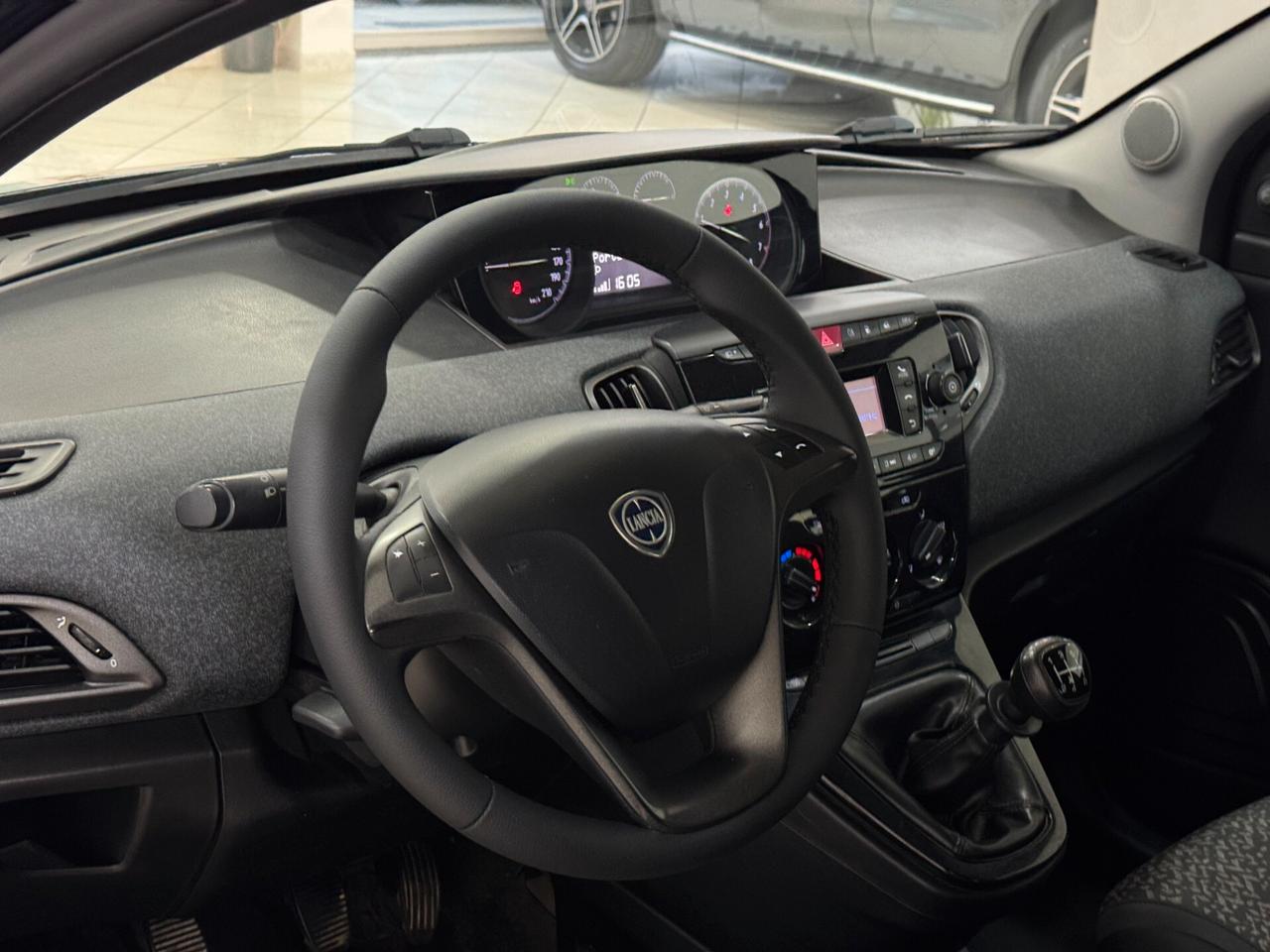 Lancia Ypsilon 1.2 69 CV GPL Ecochic Elefantino Blu