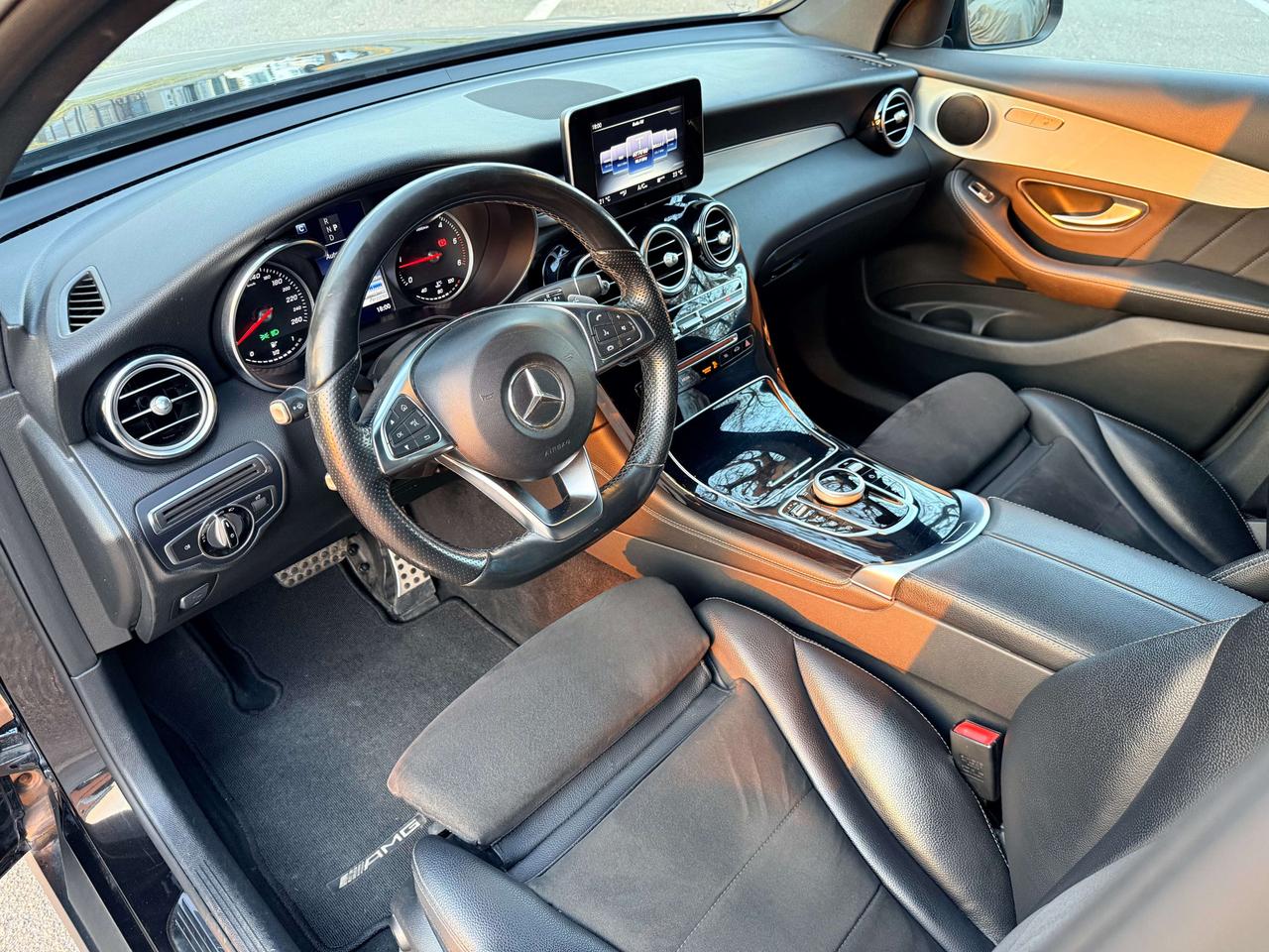 Mercedes-Benz GLC 220 Coupe d Premium AMG 4matic auto Night