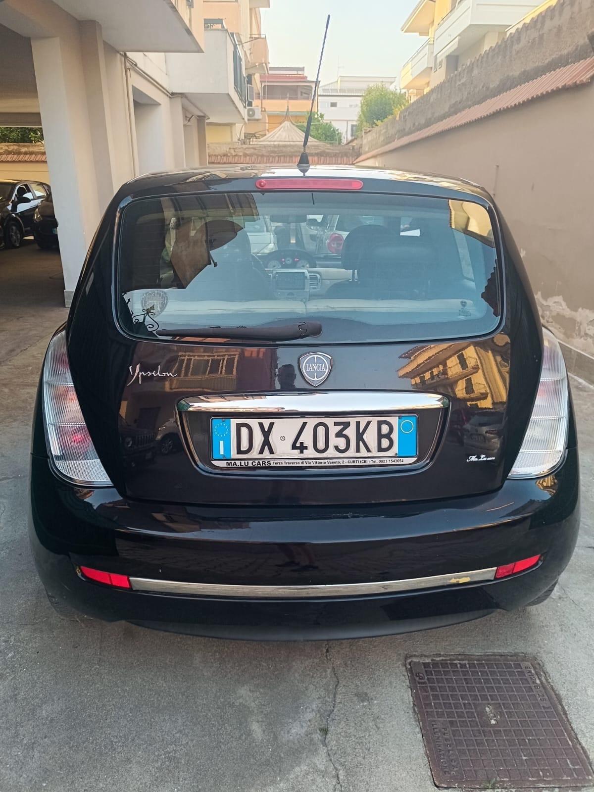 Lancia Ypsilon 1.4 Platino Ecochic GPL