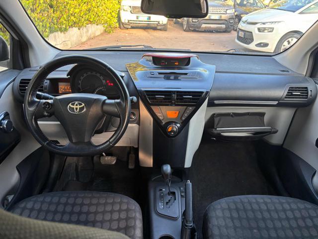 TOYOTA iQ 1.0 CVT Sol