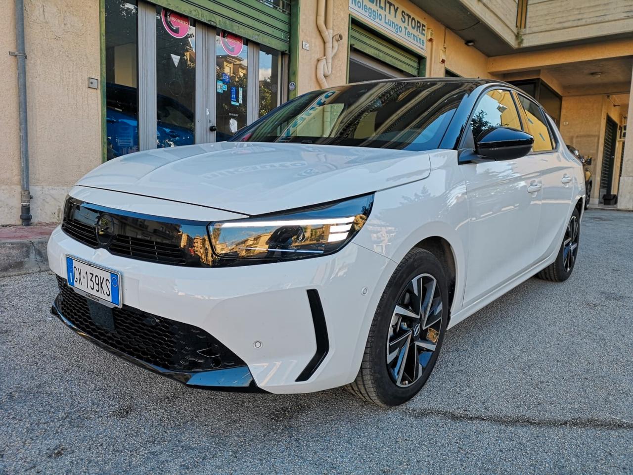 OPEL Corsa 1.2 - 100CV GS Line 2025