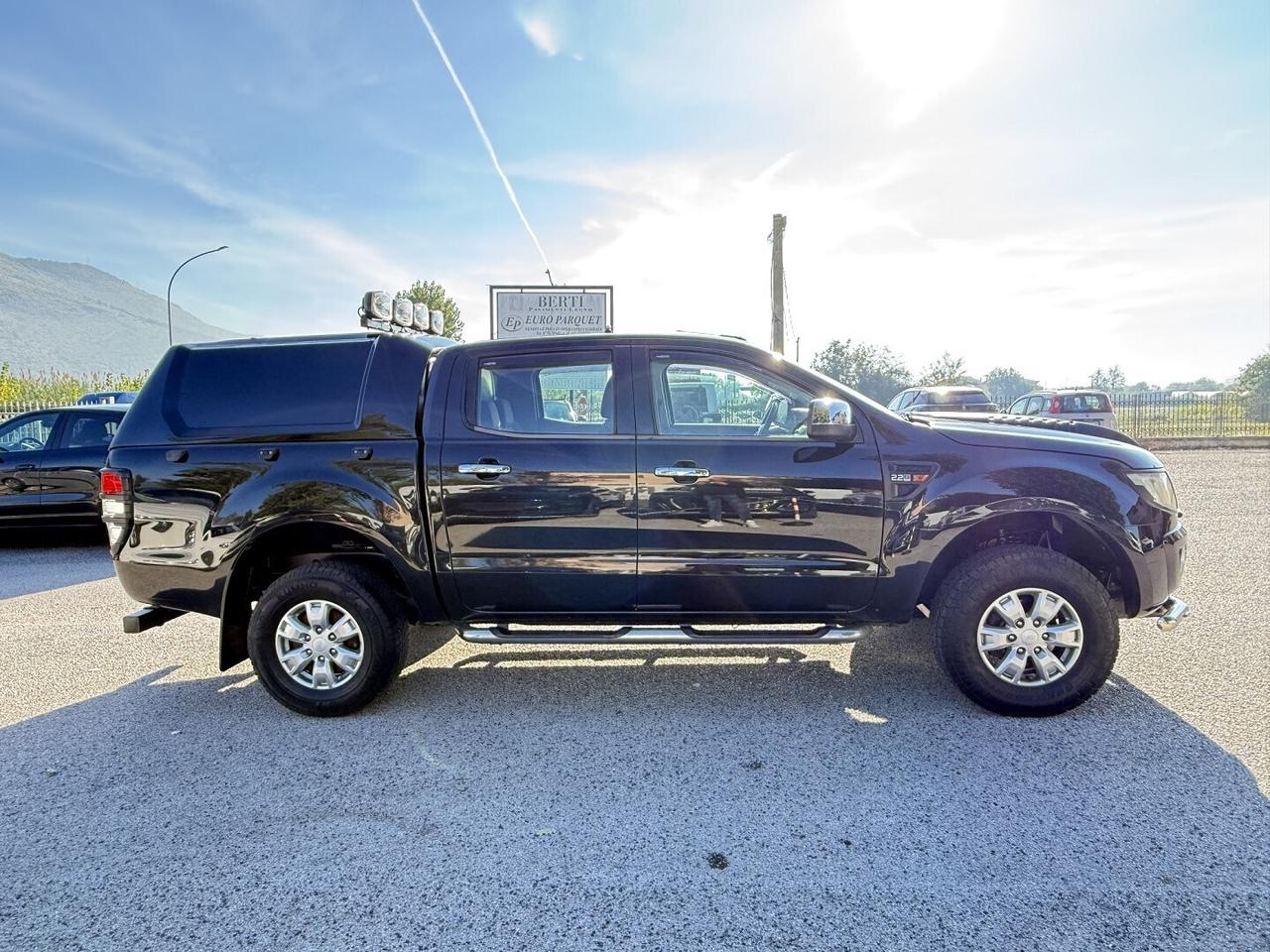 FORD RANGER 2.2 DOPPIA CABINA CAMBIO MANUALE