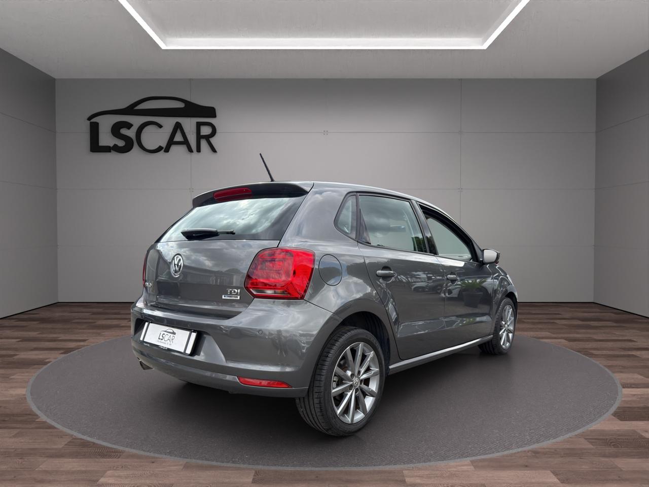 Volkswagen Polo 5 Porte Polo 5p 1.4 tdi 90cv - Unipro - Garanzia - Promo Finanziamento - Schermo