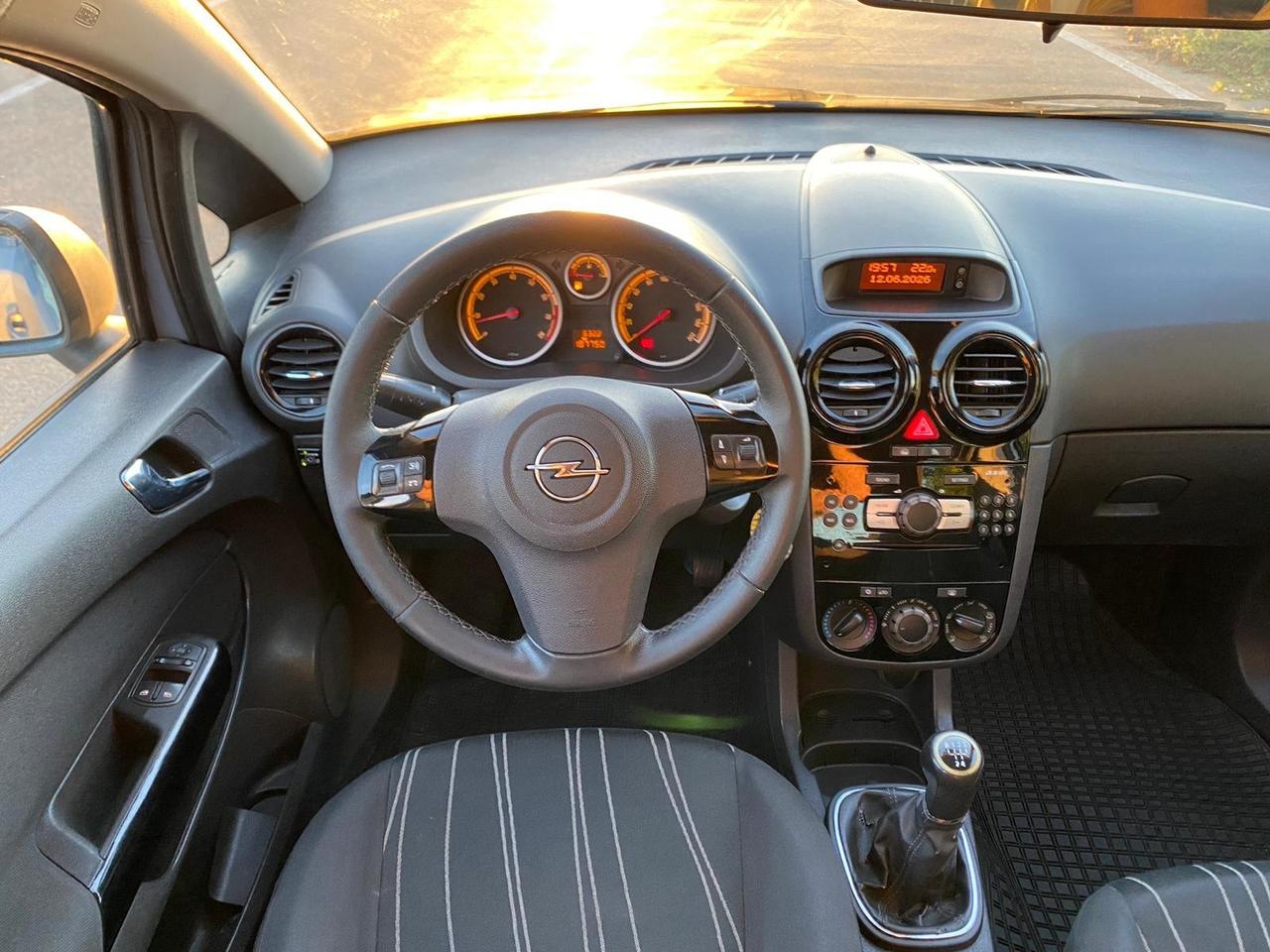 Opel Corsa 1.2 80CV 5 porte GPL-TECH Club