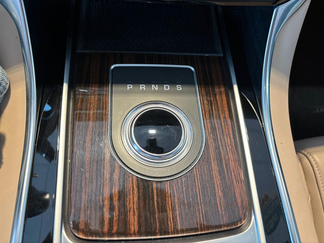 Jaguar XE PRESTIGE 2.0 200 CV aut. 51000 KM.