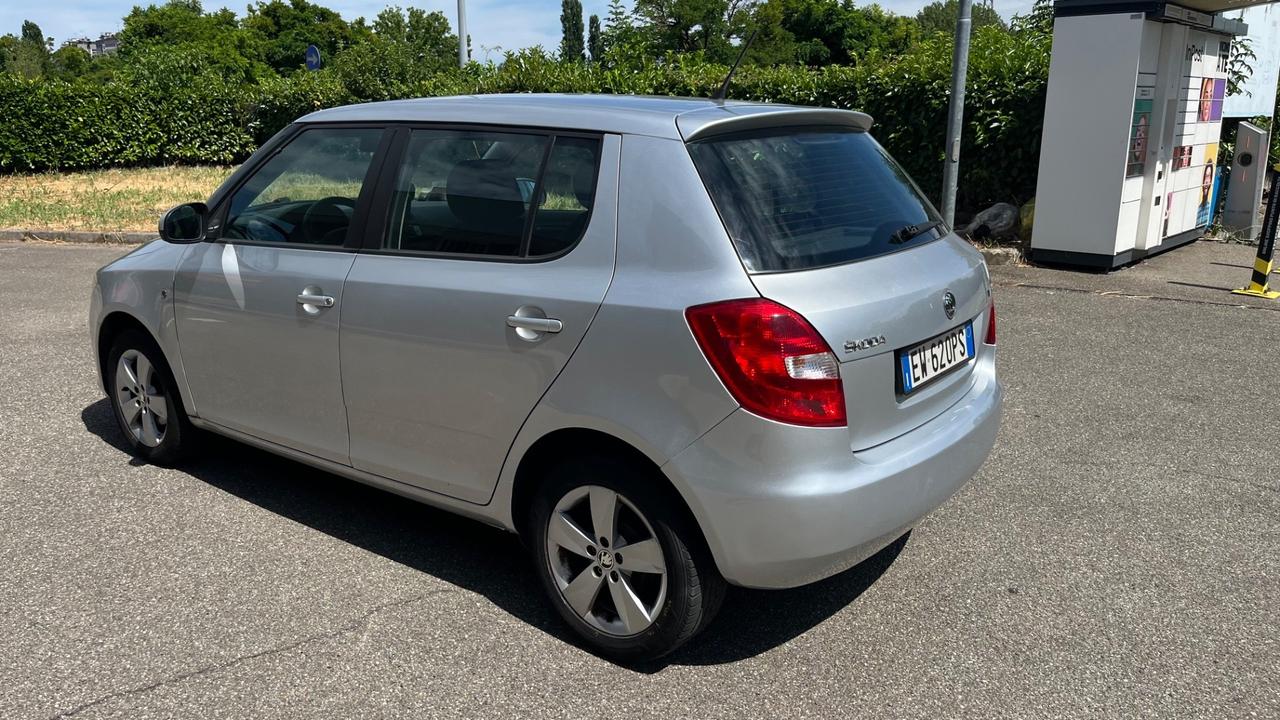Skoda Fabia 1.2 12V 70CV 5p. Drive