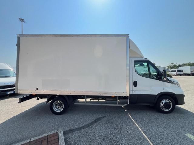 Iveco DAILY 35C16H3.0 BOX