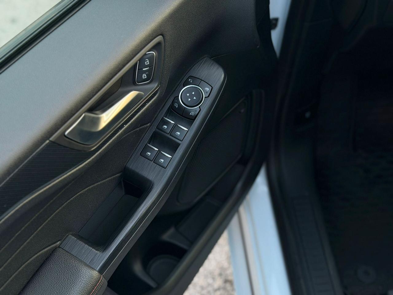 Ford Kuga 1.5 EcoBlue 120 CV 2WD ST-Line X automatica