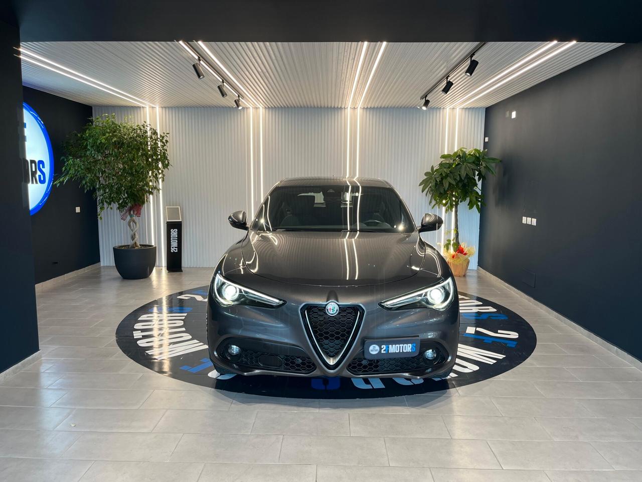 Alfa Romeo Stelvio 2.2 Turbodiesel 160 CV AT8 RWD Business