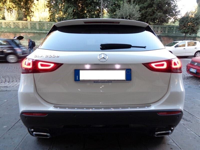 Mercedes-benz GLA 200 d Automatic Sport TETTO APRIBILE