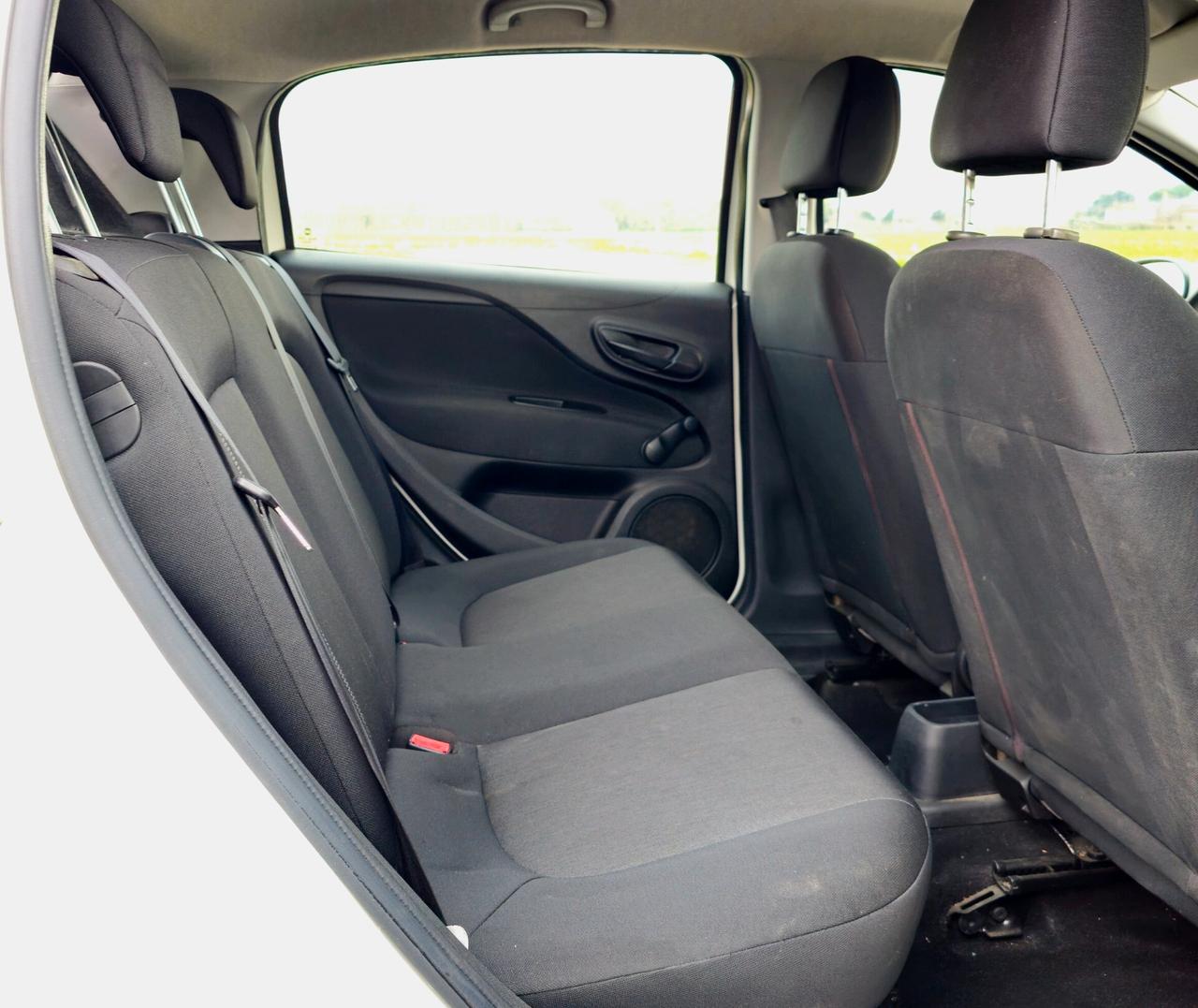 FIAT PUNTO 1.3 MULTIJET EURO 5 OK NEOPATENTATI GARANZIA 12 MESI