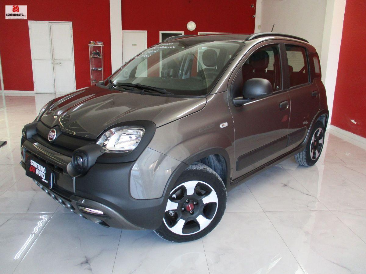 FIAT Panda 1.0 S&S Hybrid City Cross-2020 KM38000