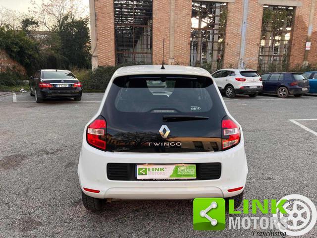 RENAULT Twingo SCe EDC Intens