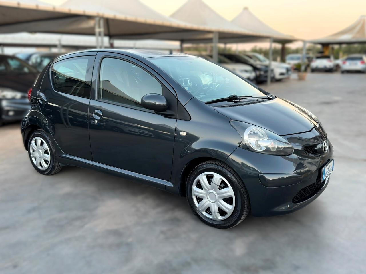 Toyota Aygo 1.0 12V VVT-i 5 porte Now