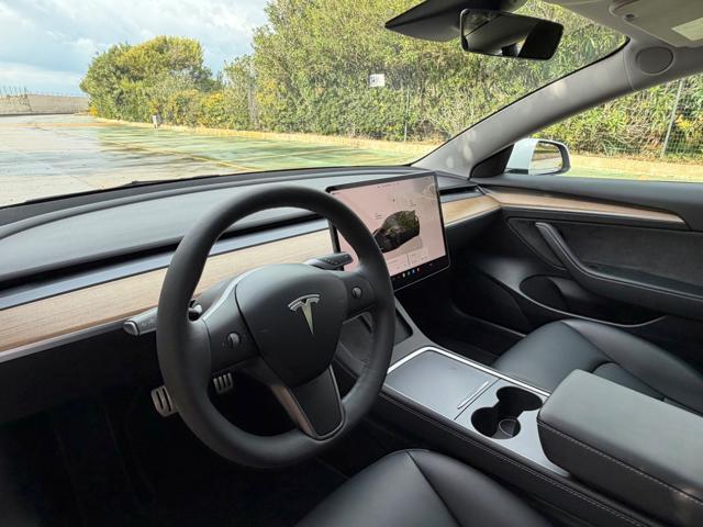 TESLA Model 3 PERFORMANCE NAVI+PELLE+PINZE ROSSE+SPOILER