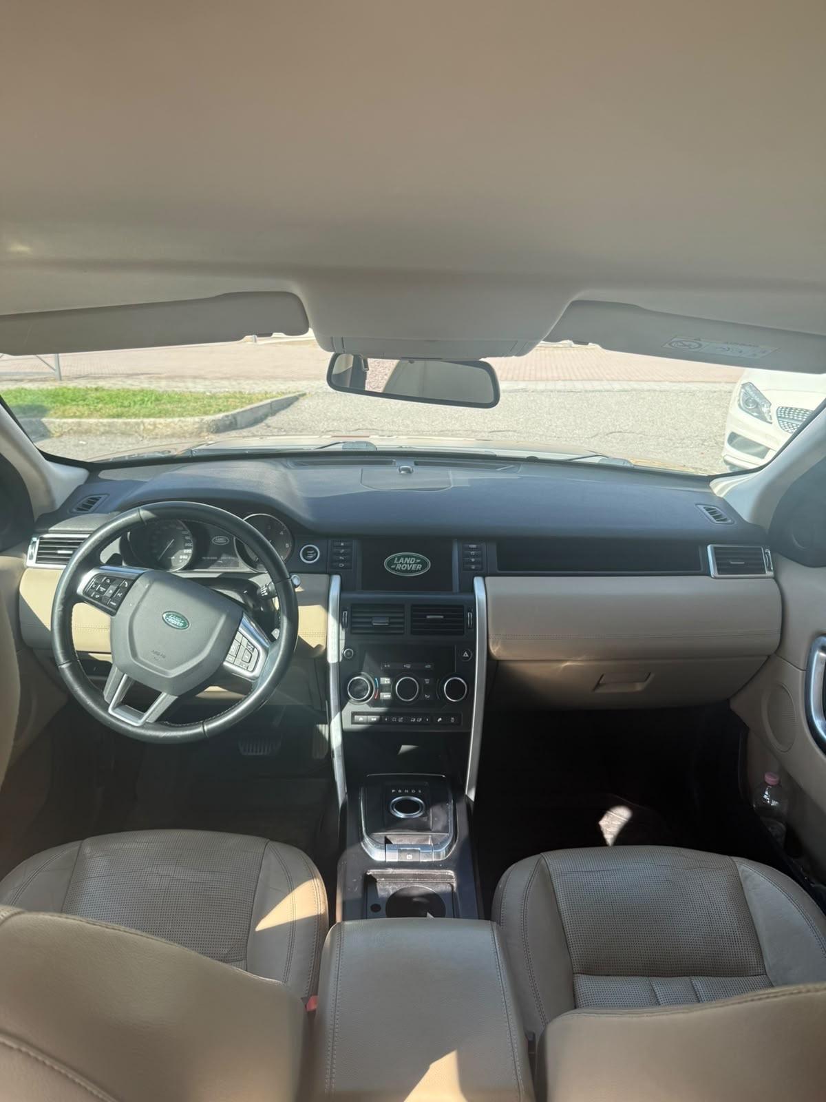 Land Rover Discovery Sport 2.0 TD4 180 CV HSE