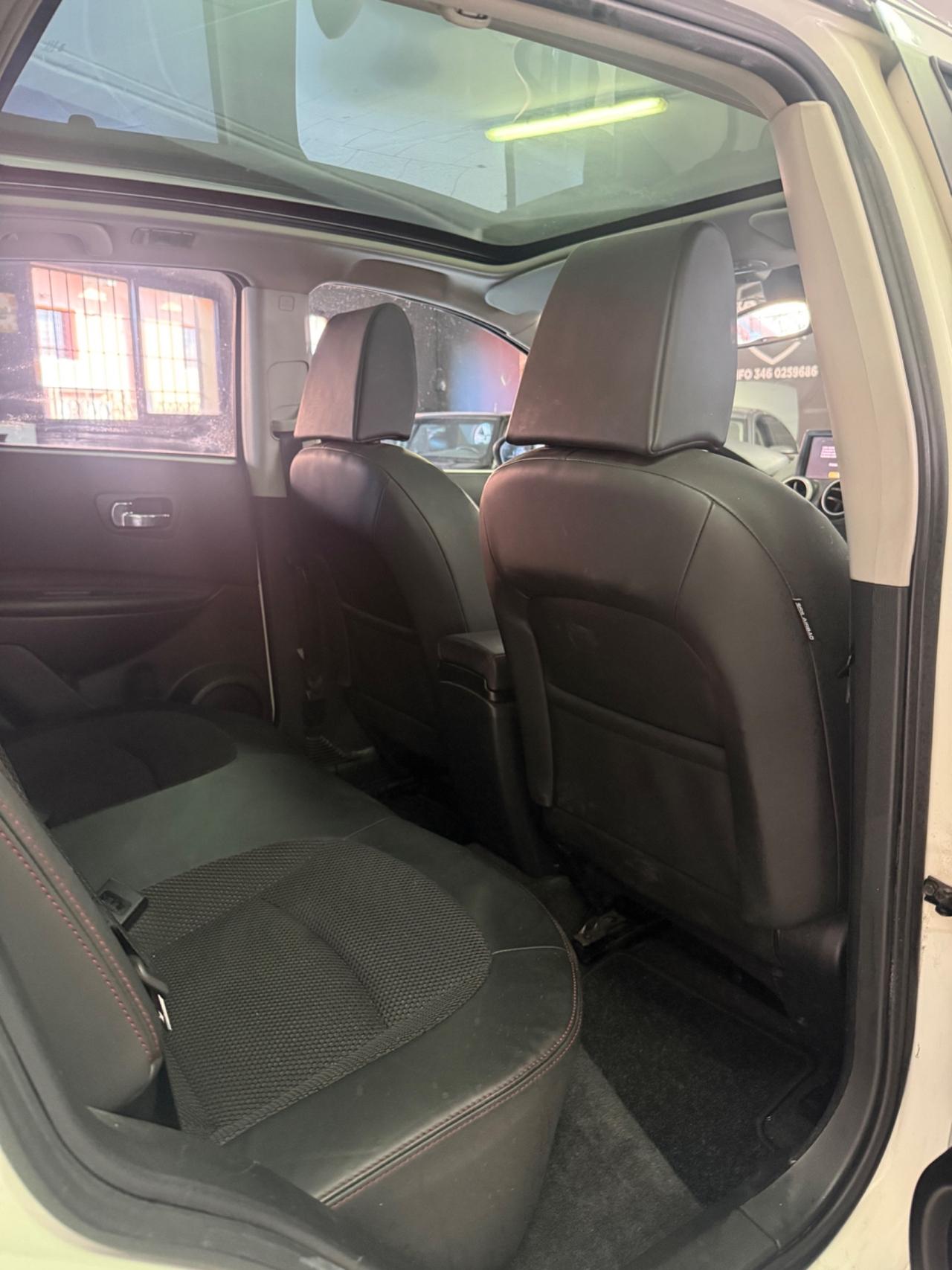Nissan Qashqai 2.0 dCi DPF 4WD Tekna