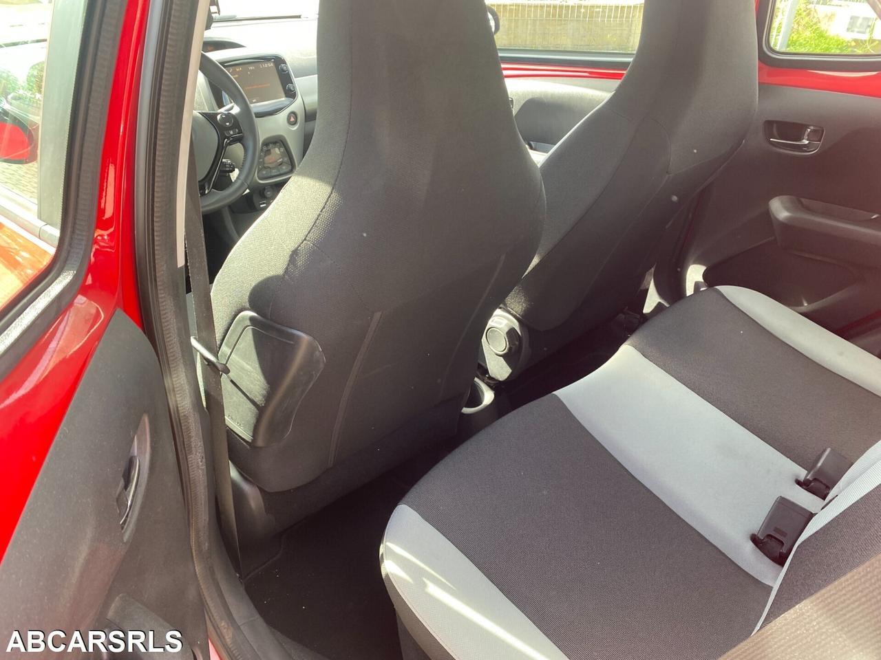 TOYOTA - Aygo - 1.0 VVT-i 69 CV x-play - UNIPRO. -