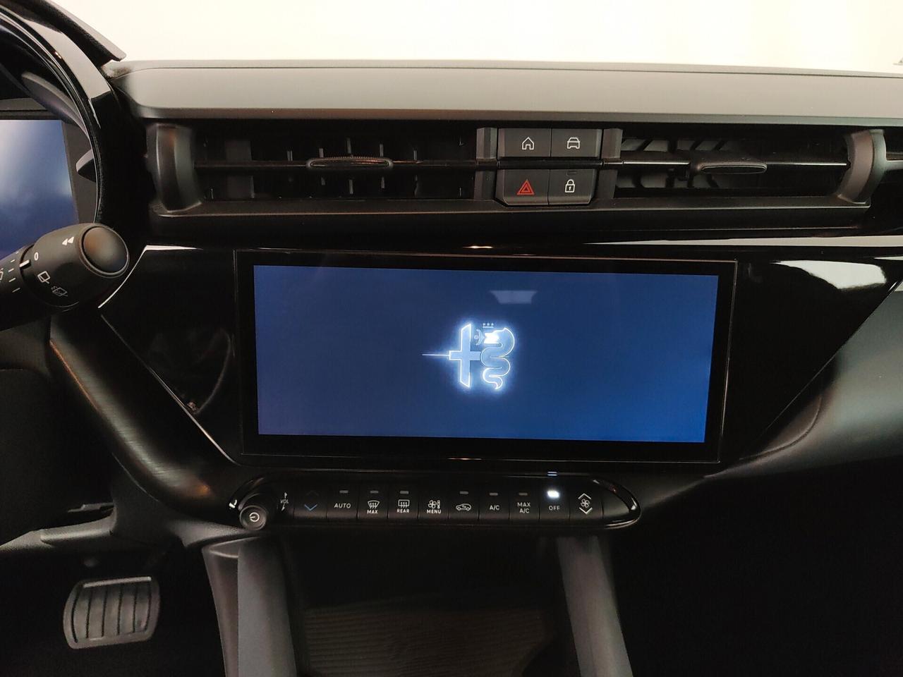 Alfa Romeo Junior 1.2 145 CV Hybrid eDCT6