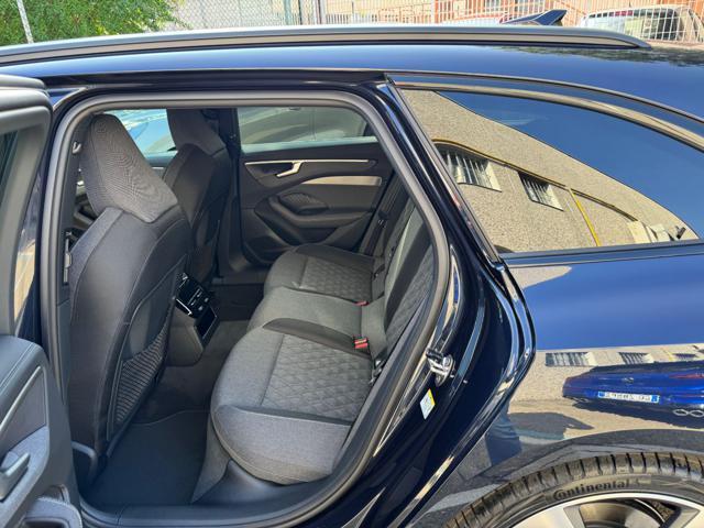 AUDI A6 Avant 40 TDI S tronic S line edition 204CV