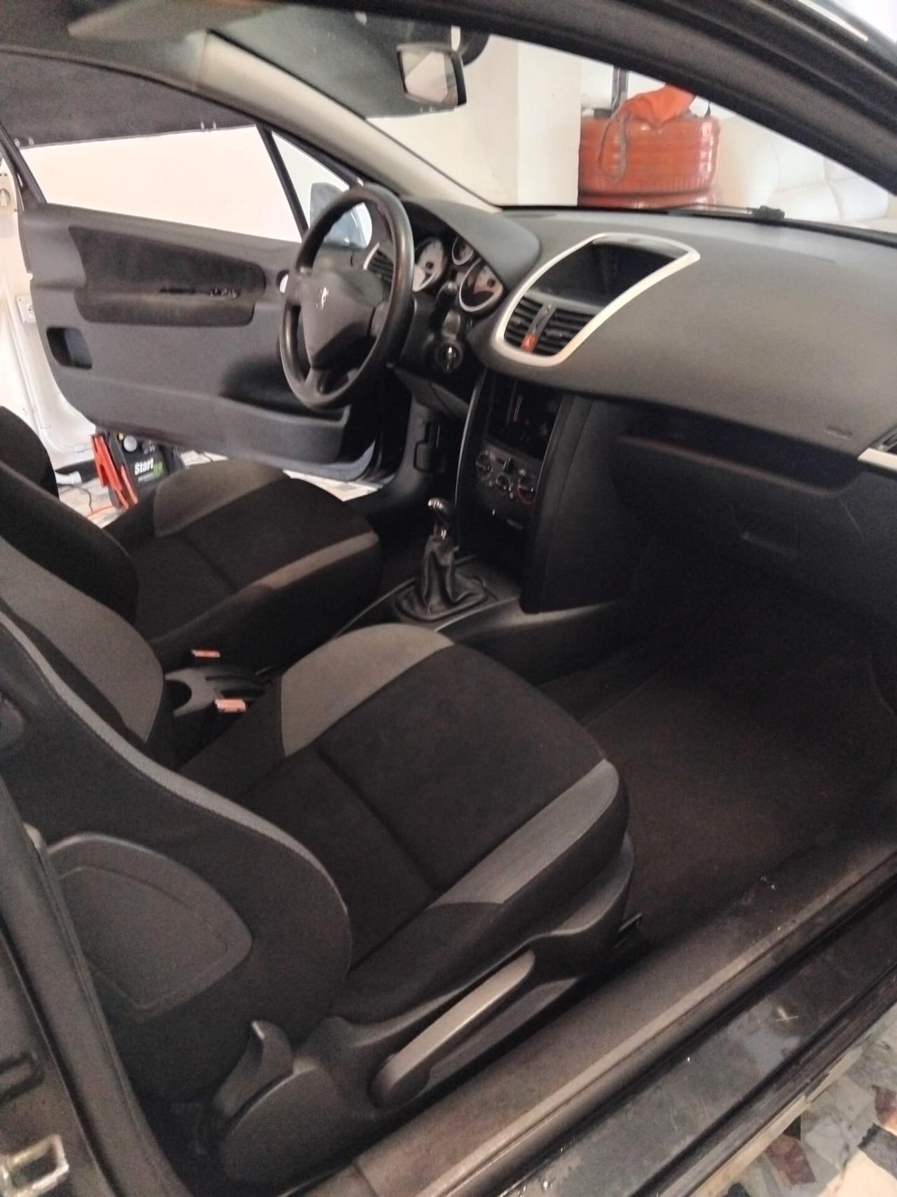 Peugeot 207 1.4 VTi 95CV 3p. XS Easy