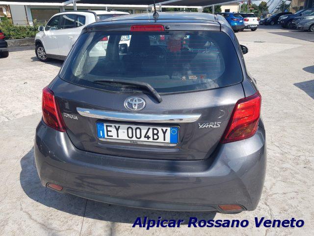 TOYOTA Yaris 1.0 5 porte Lounge