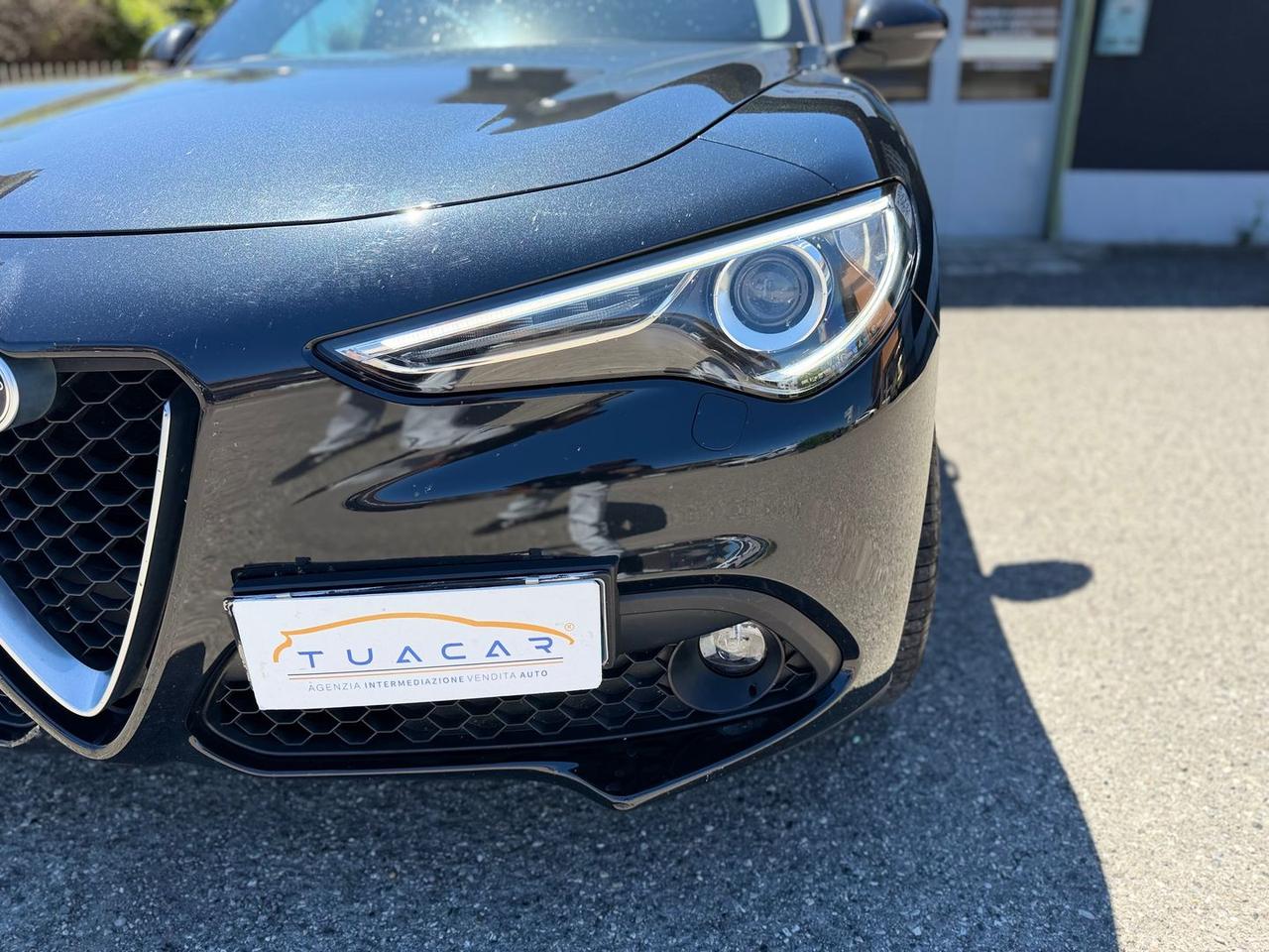 Alfa Romeo Stelvio Executive 2.2 #11317