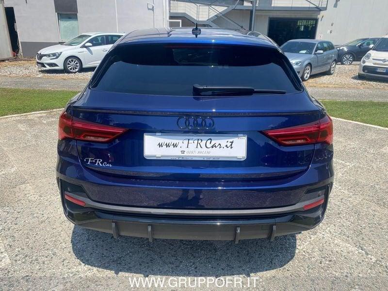 Audi Q3 SPB 35 TDI S tronic Identity Black