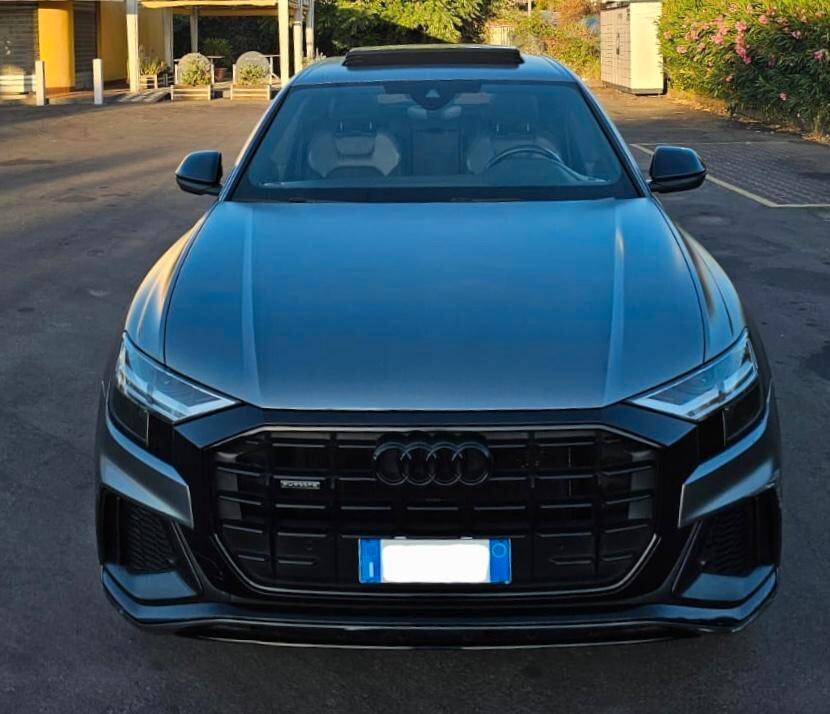 Audi Q8 SLine 50 TDI 286 CV quattro tiptronic Sport
