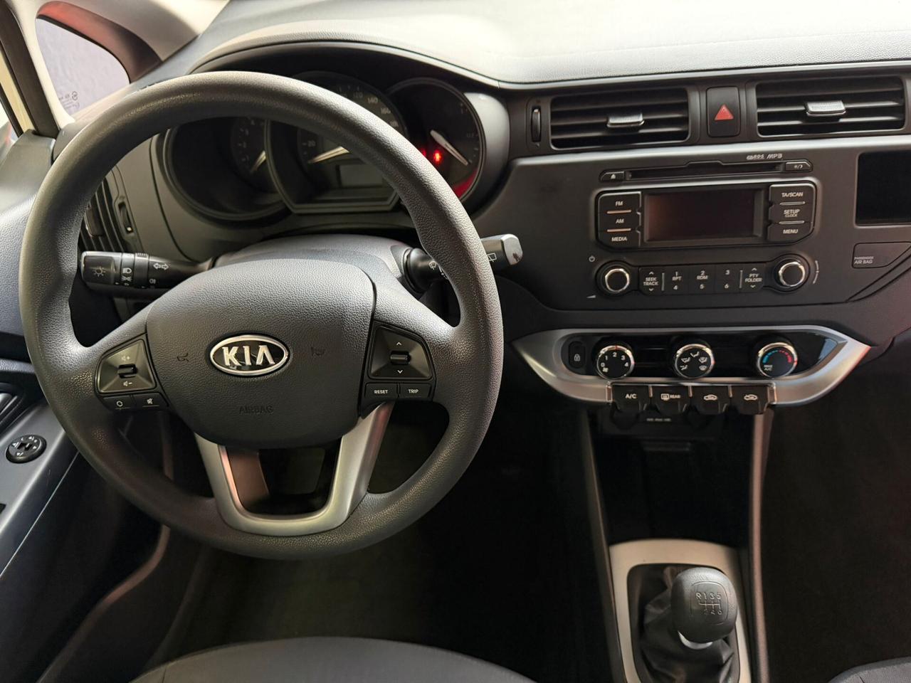 Kia Rio 1.1 CRDi WGT 5p. LX